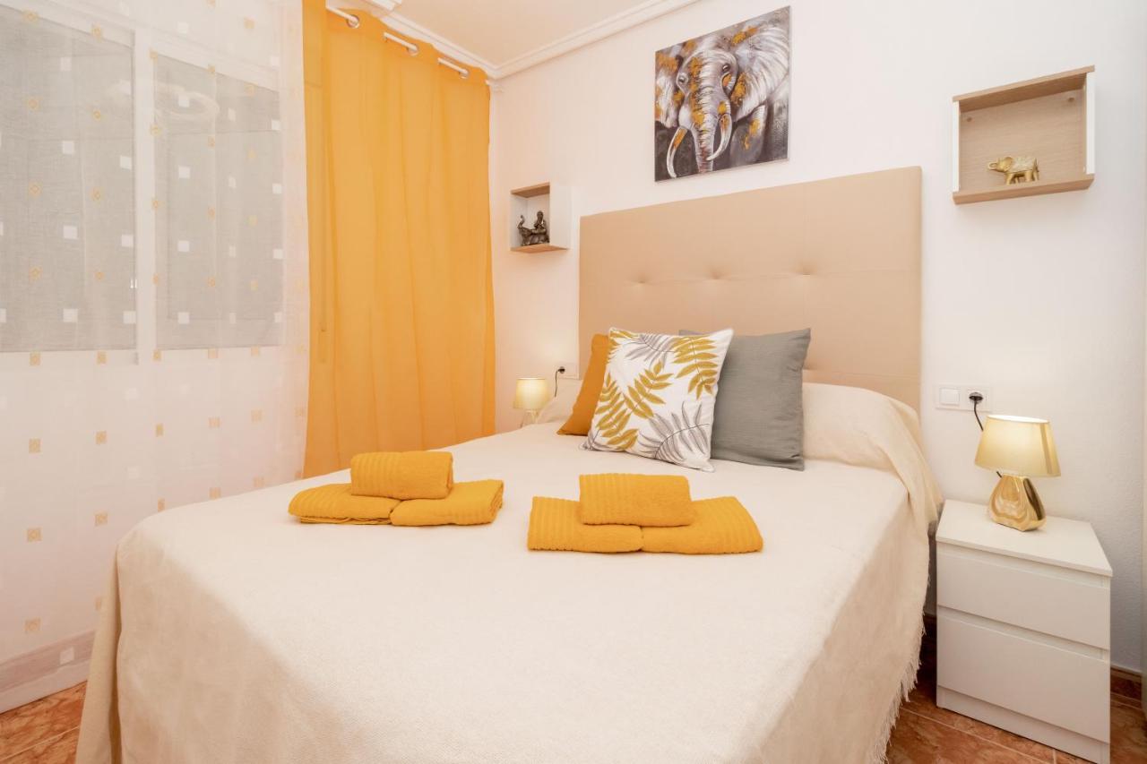 Marianna Apartamento Torrevieja Exterior foto